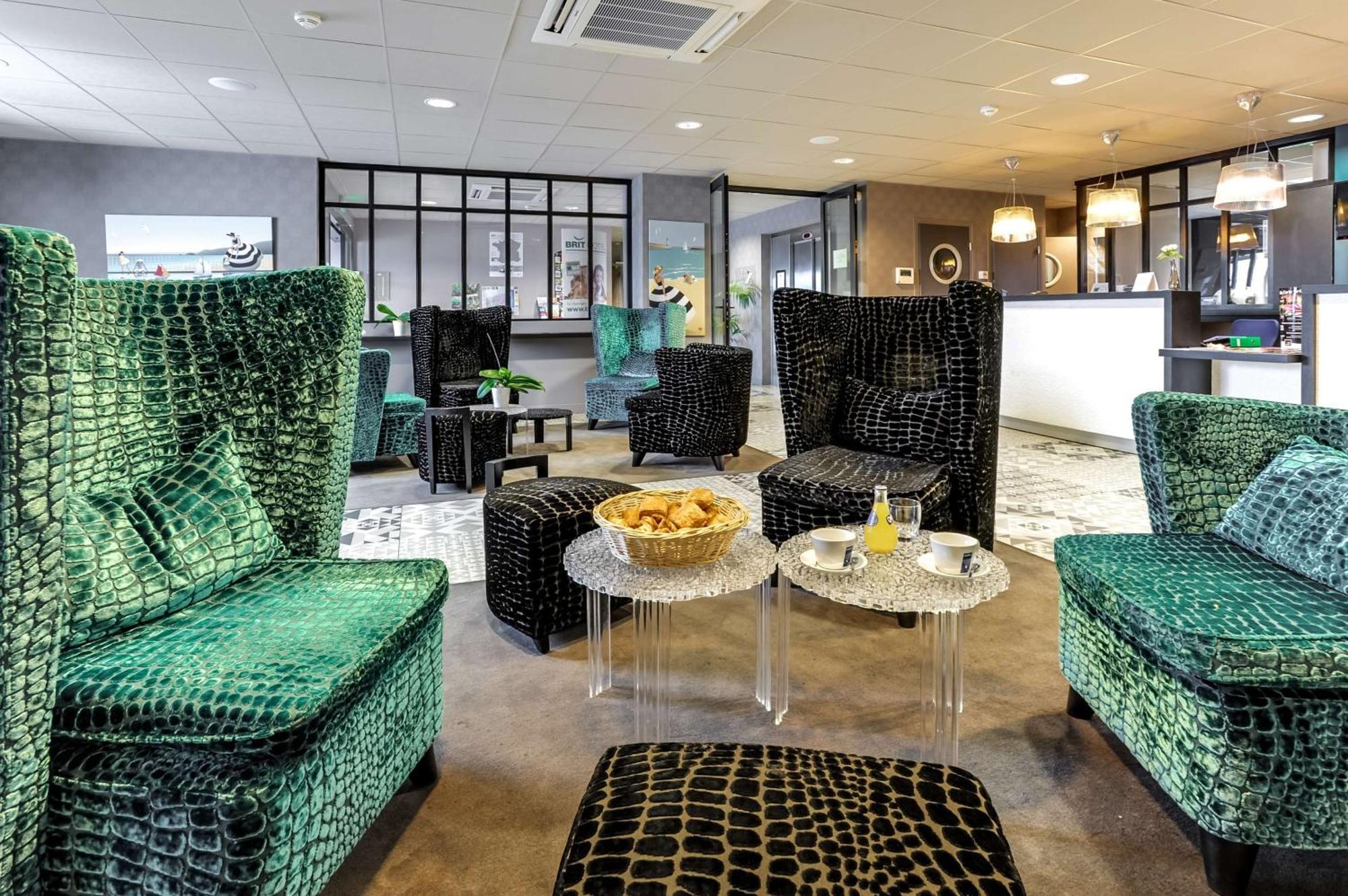 Brit Hotel Le Galion & Spa Биник Екстериор снимка