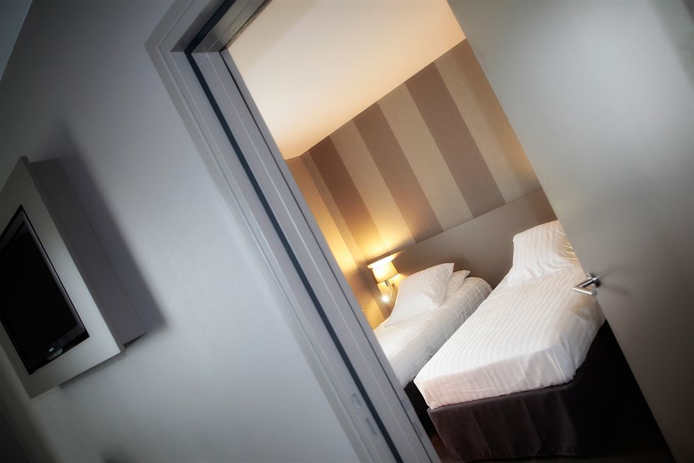 Brit Hotel Le Galion & Spa Биник Екстериор снимка