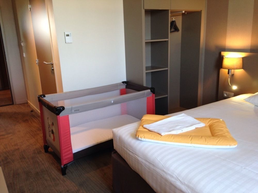 Brit Hotel Le Galion & Spa Биник Екстериор снимка