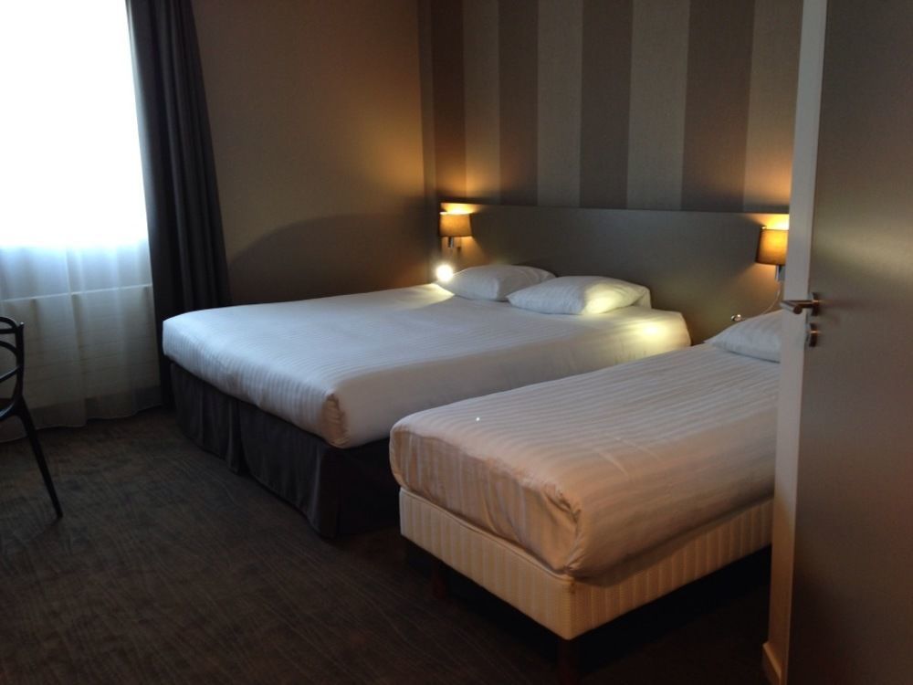 Brit Hotel Le Galion & Spa Биник Екстериор снимка